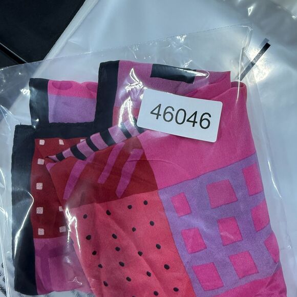 Unbranded Scarf Women Pink Geometric Square Scarf Multifunctional Silk Casual - Picture 2 of 2